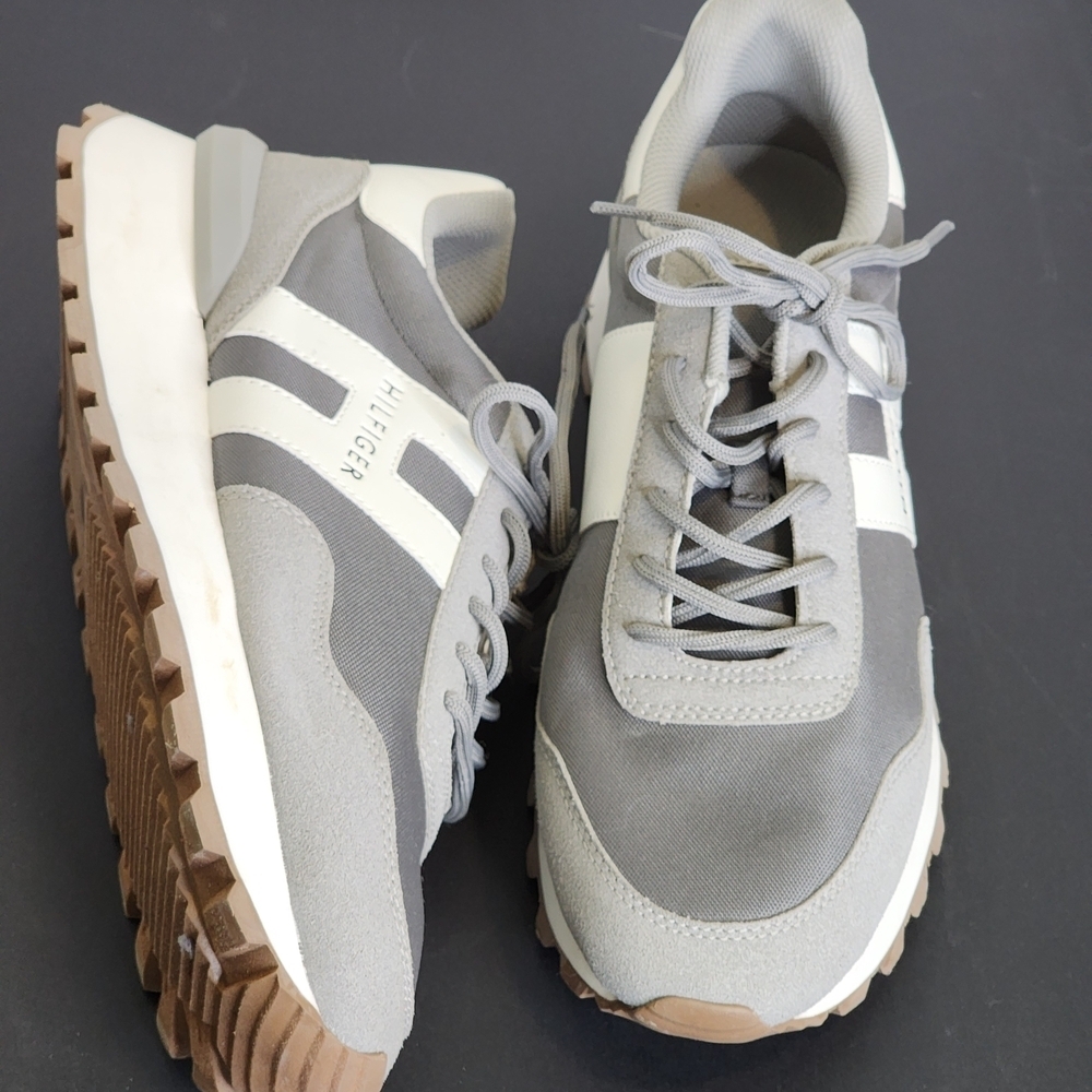 Tommy Hilfiger Gray and White Sneakers - Picture 2 of 7